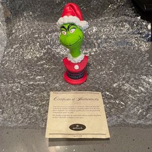New Limited edition Hallmark Grinchy Claus figurine